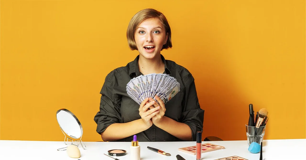 monetizing content, content creator, influencer, portrait, caucasian, content creator, content creator, content creator, content creator, content creator, influencer, influencer, influencer, influencer. Gen Z influencer marketing checklist, from first line to sign-off